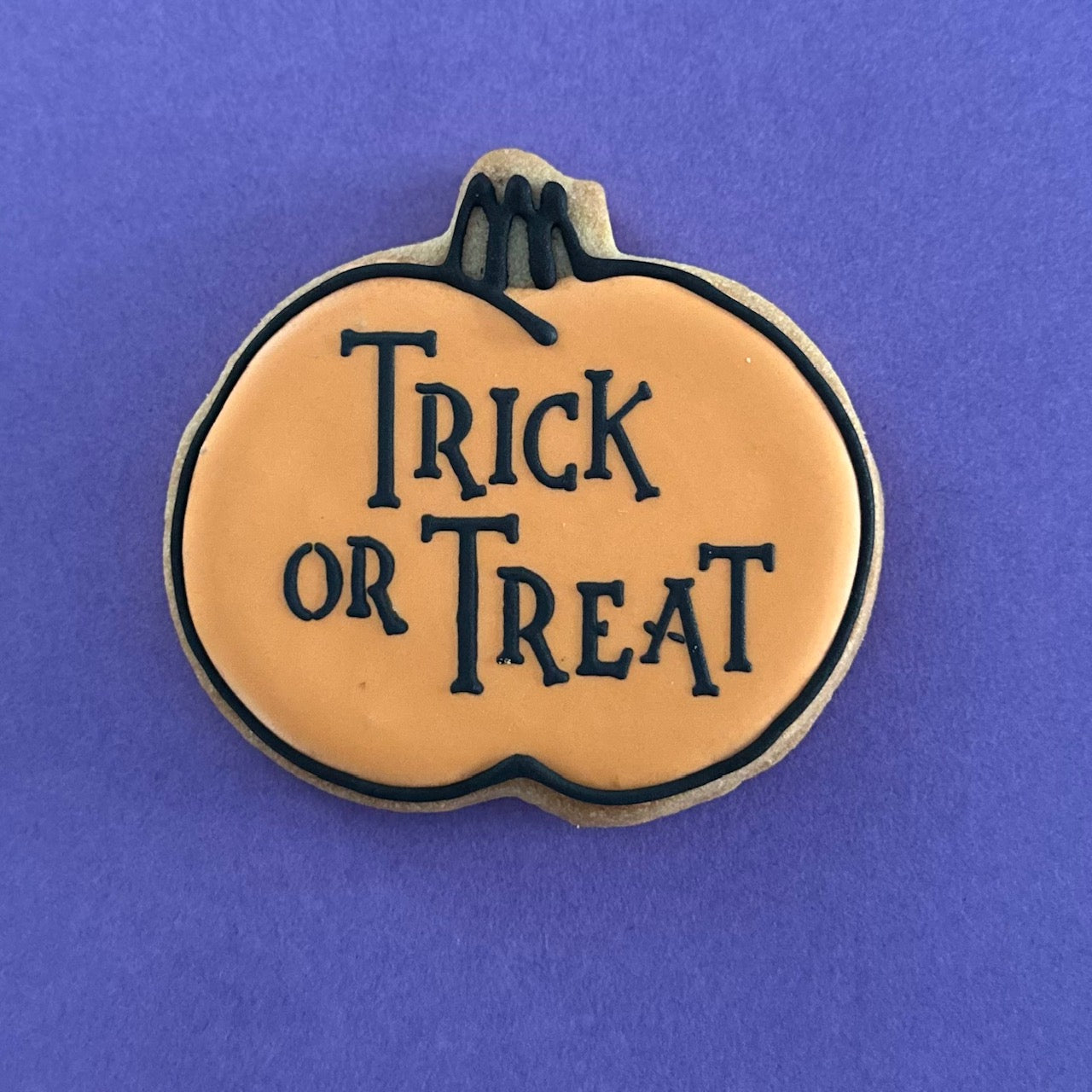 Happy Halloween Pumpkin Cookies