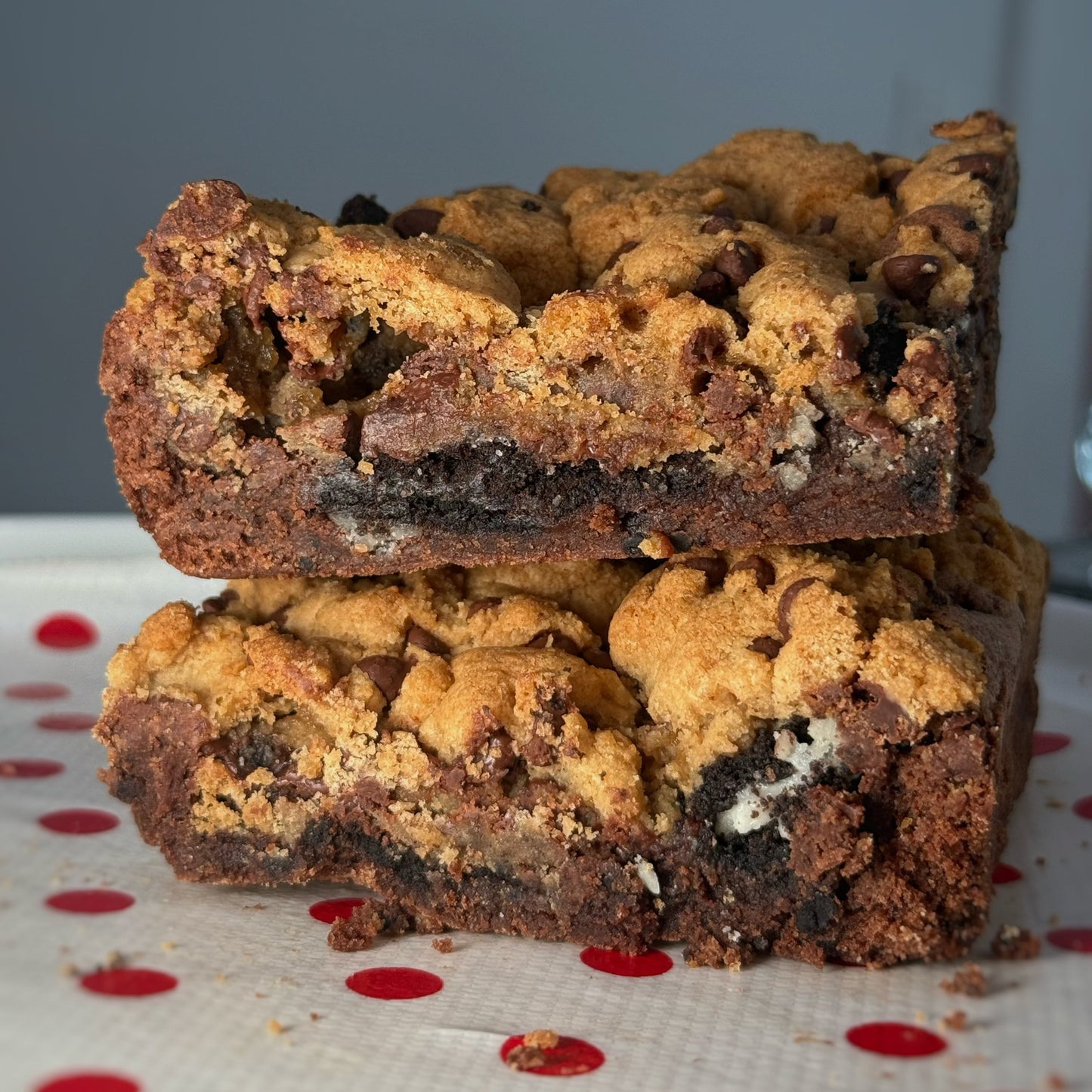 Introducing the Oreo Brookie! The ultimate mashup of fudgy brownie and classic cookie, layered together with Oreo to make it irresistible.
